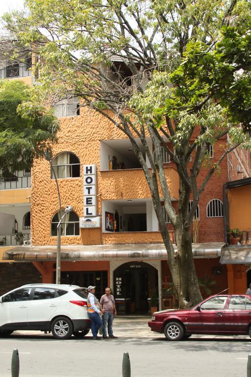 Hotel Plaza 70 Medellín Dış mekan fotoğraf