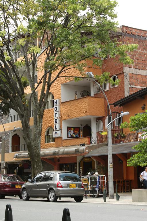 Hotel Plaza 70 Medellín Dış mekan fotoğraf